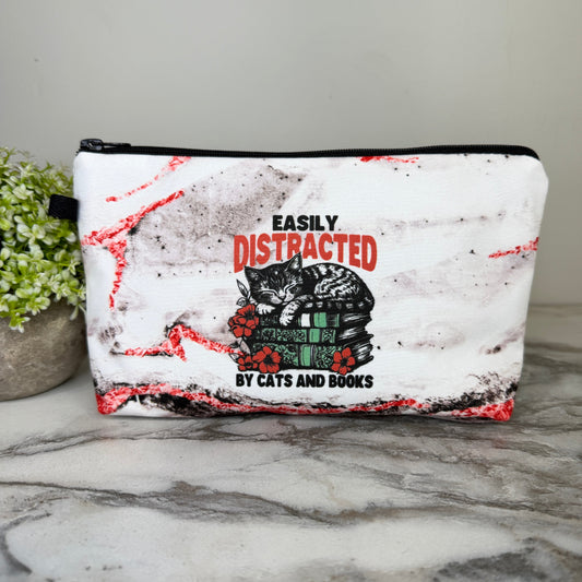 Pouch - Book Cat Easily Distracted